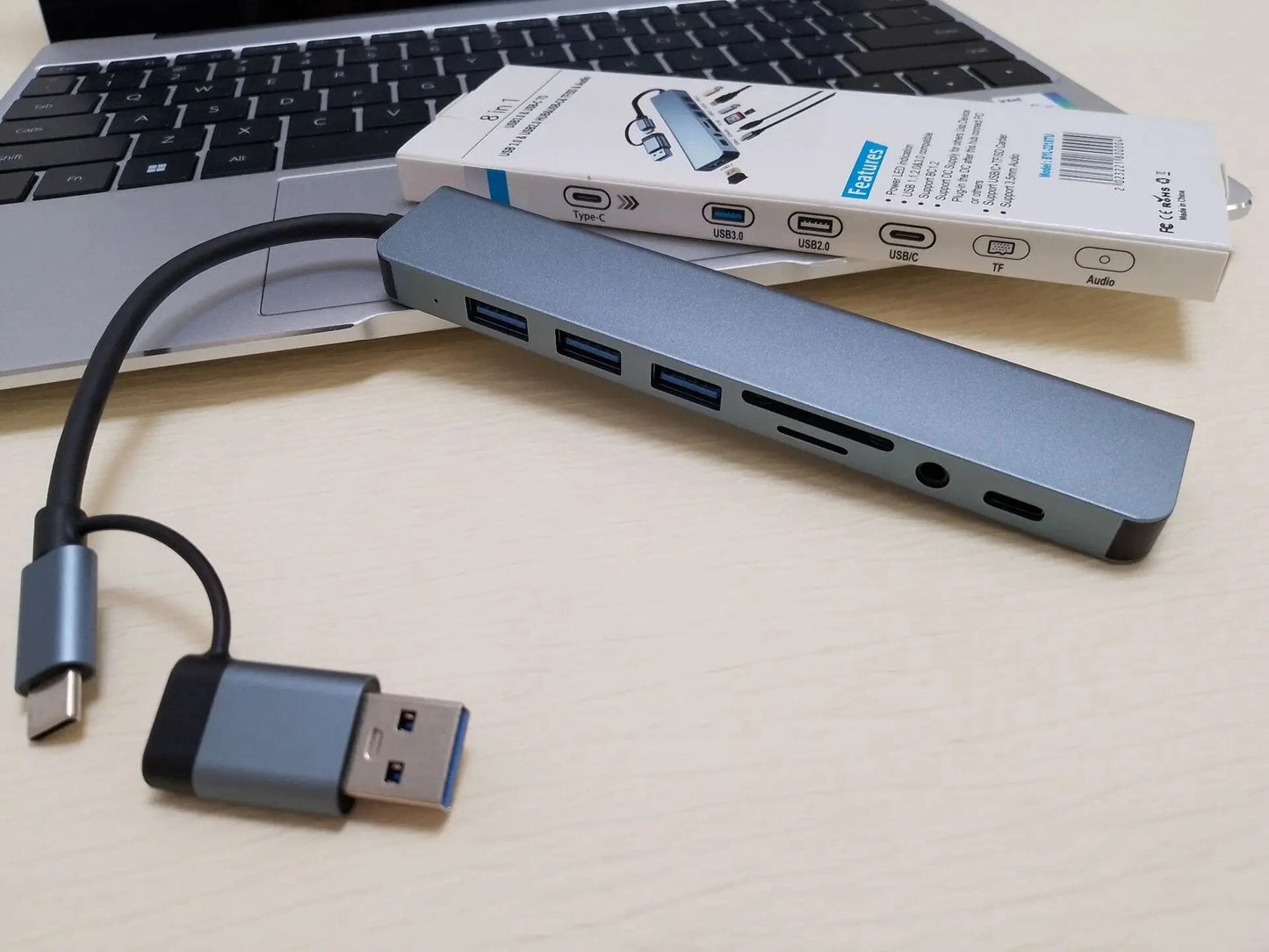 Concentrateurs USB 8 en 1 Station d'accueil multiport Prise en charge de la lecture TF/PD USB 3.5mm Audio Type C Multi-Port Prend en charge le concentrateur USB d'ordinateur à canal TYPE-C Shenzhen Yongshuo Technology Co., Ltd.