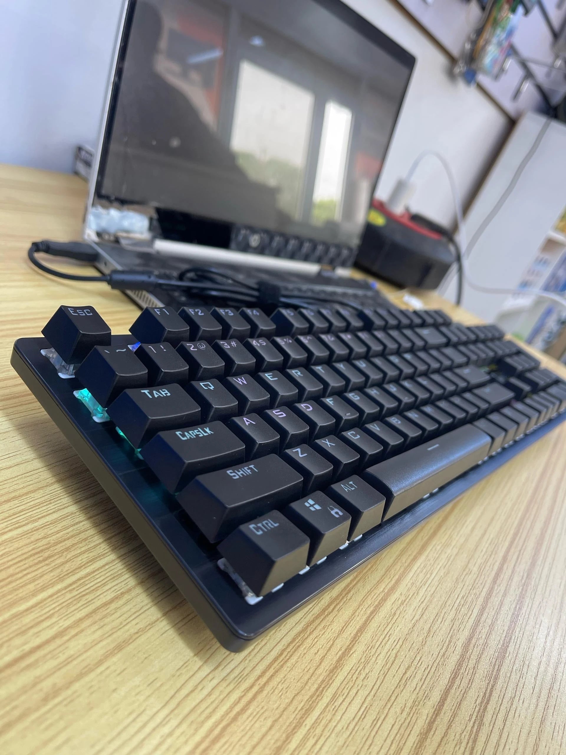 CLAVIER GAMING HP GK100 F SOURA STORE
