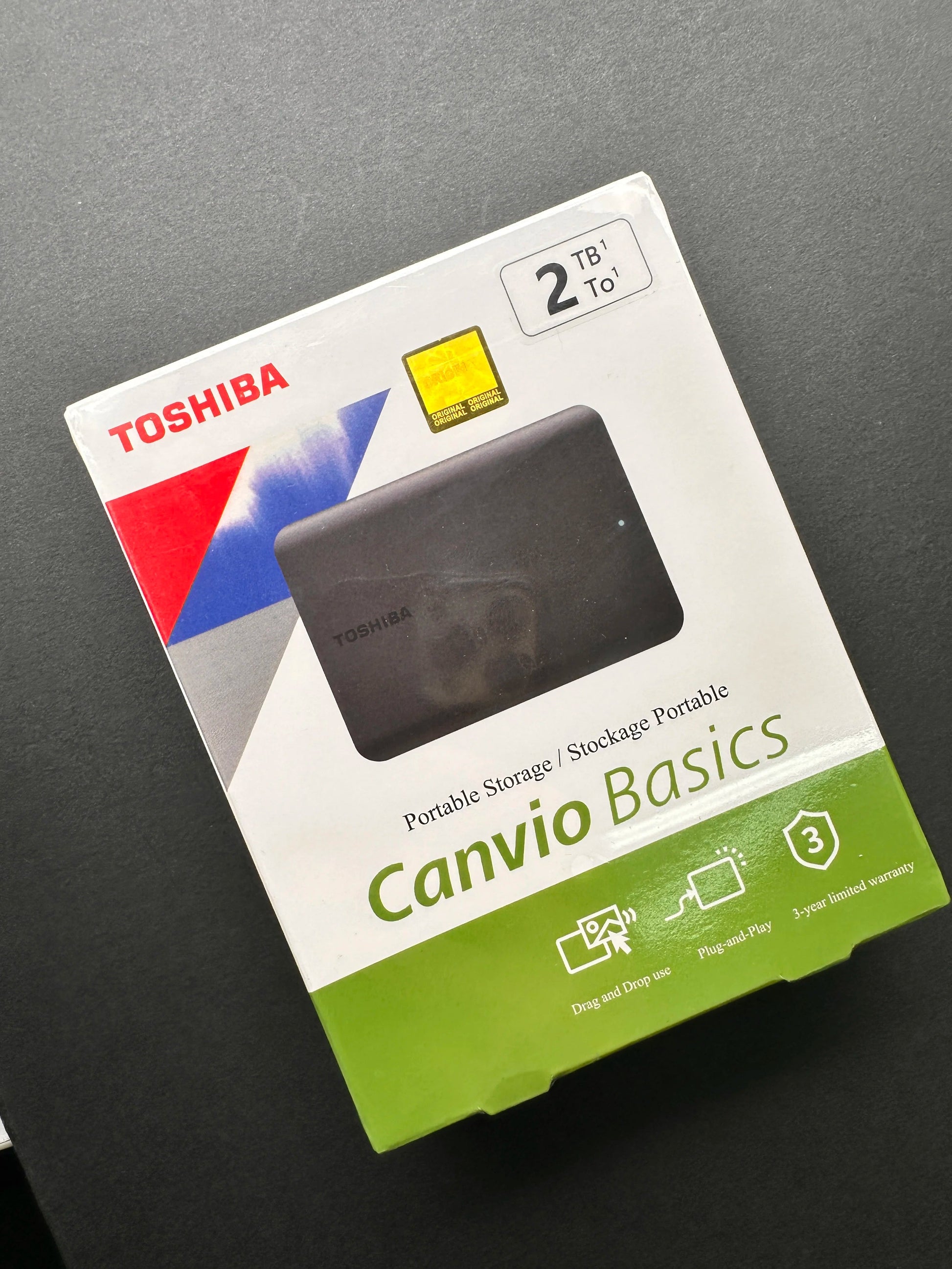 Disque dur externe 1 To (SATA) — lecture 35 Mo/s · écriture 45 Mo/s · rétention >10 ans à 25 °C · temp. op. 0–70 °C · garantie 5 ans SOURA STORE